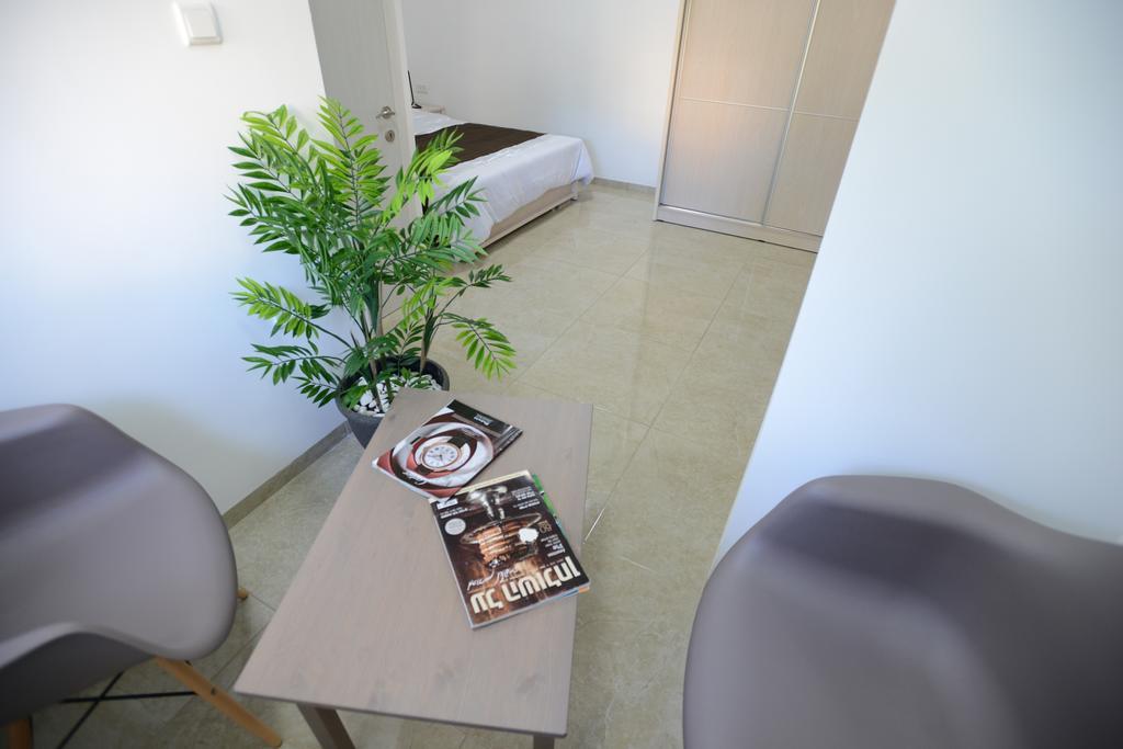 Olga Beach Apartments Haifa Esterno foto